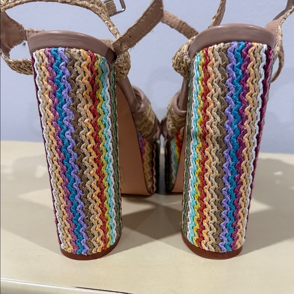 Multicolor Woven Platform Sandals - Picture 5 of 6